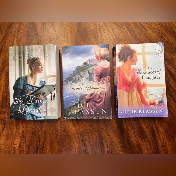 📚Book Set📚
Julie Klassen - Picture 1 of 2